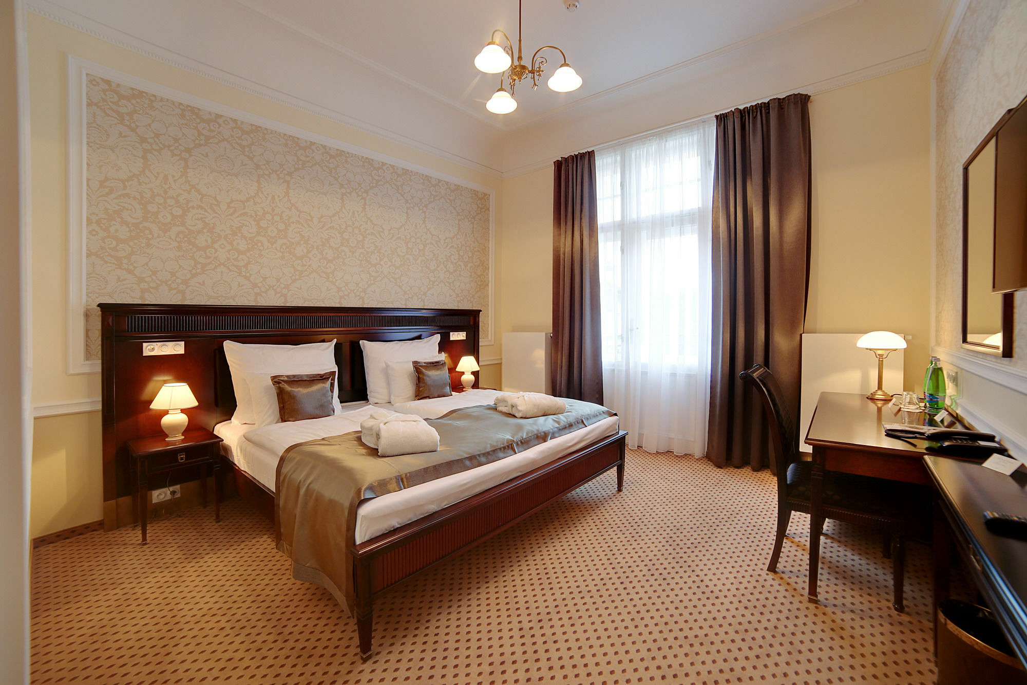 Luxury Spa Hotel Olympic Palace Karlovy Vary Bagian luar foto